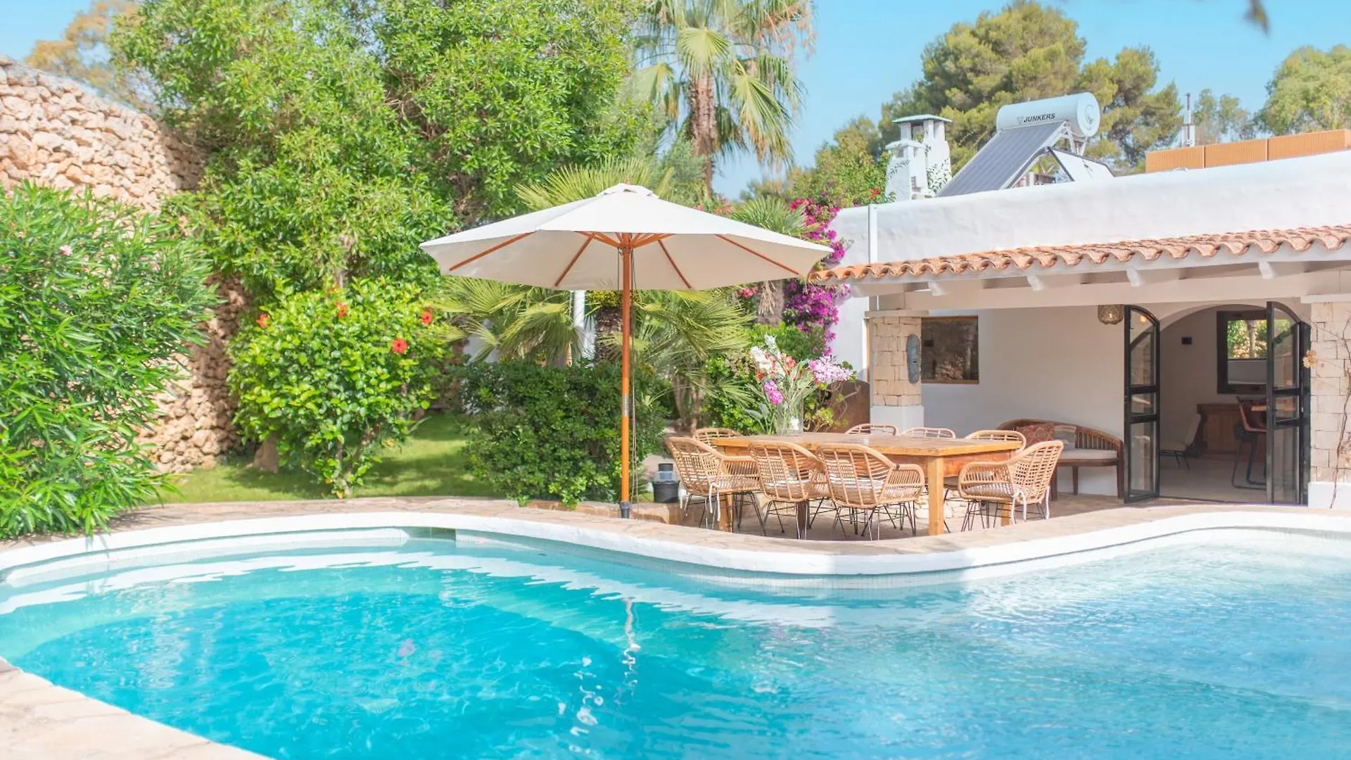 Chic Ibiza Villa Nearby Olivera Beach Santa Eulária des Riu