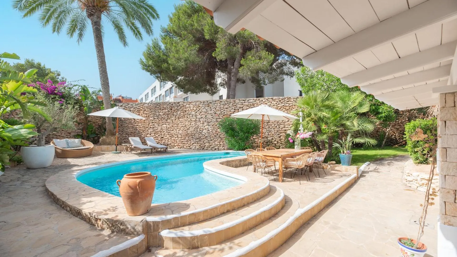 Chic Ibiza Villa Nearby Olivera Beach Santa Eularia des Riu