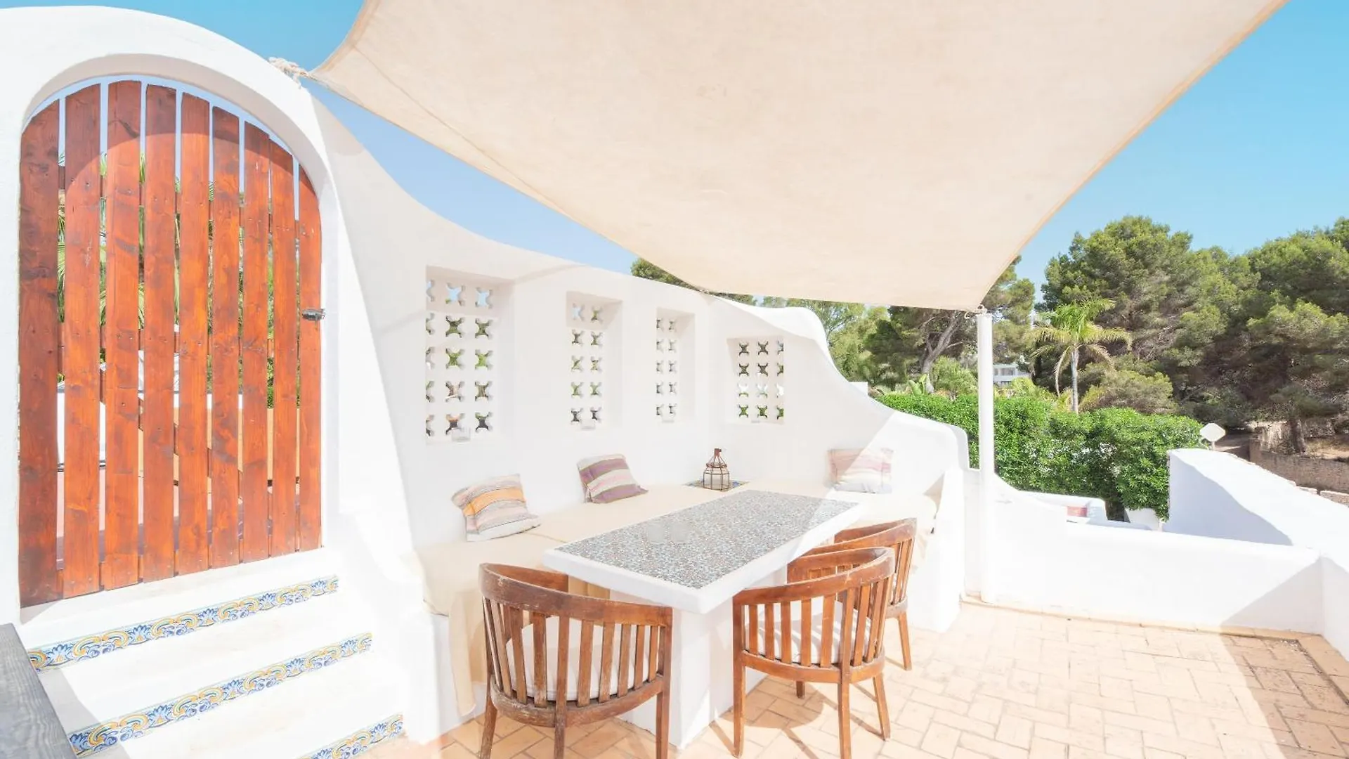 Chic Ibiza Villa Nearby Olivera Beach Santa Eularia des Riu