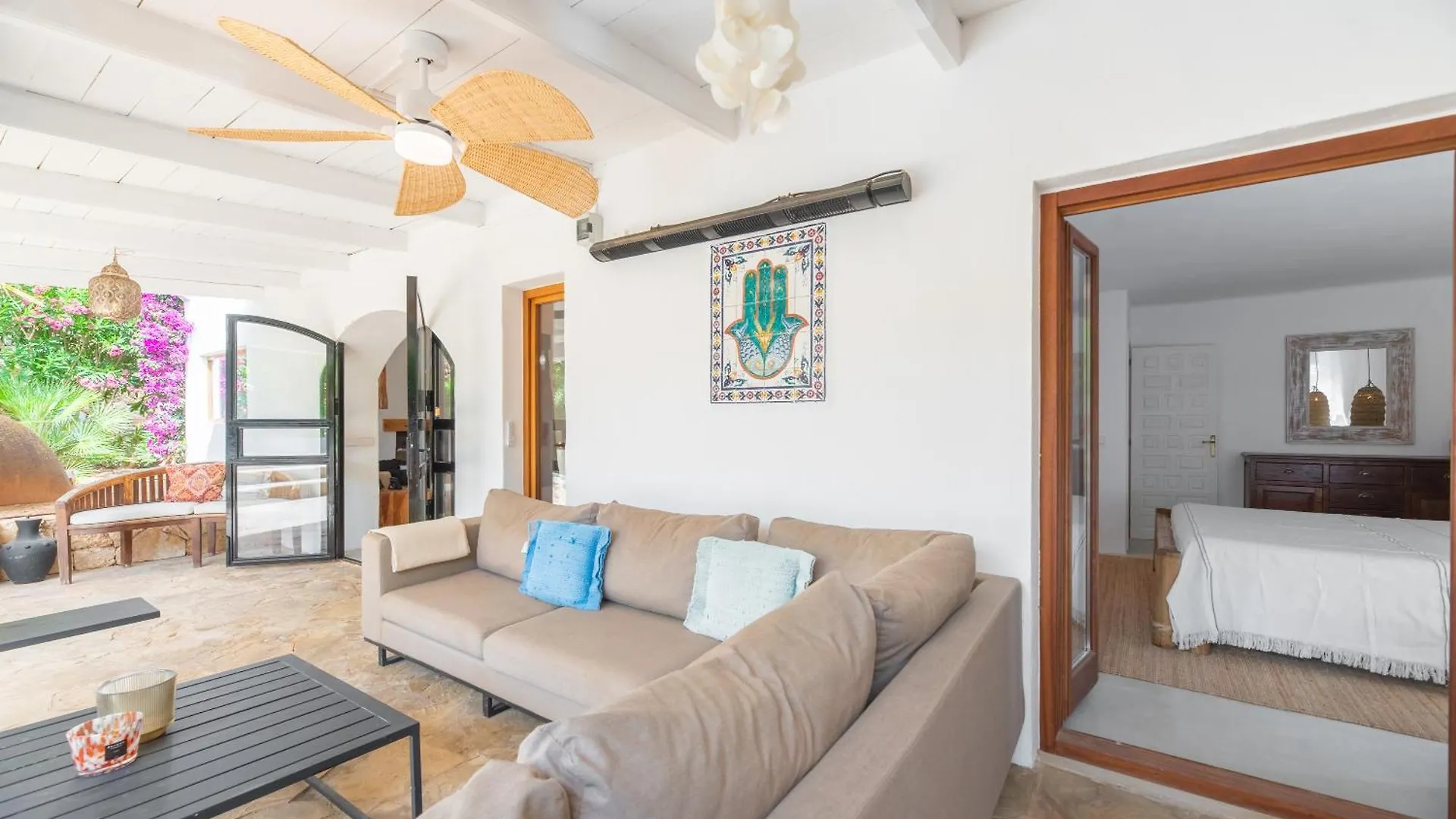 Chic Ibiza Villa Nearby Olivera Beach Santa Eularia des Riu