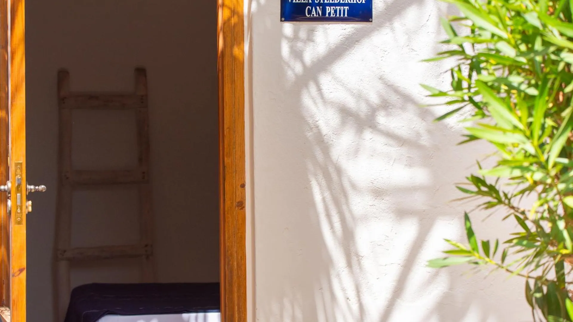 Chic Ibiza Villa Nearby Olivera Beach Santa Eularia des Riu